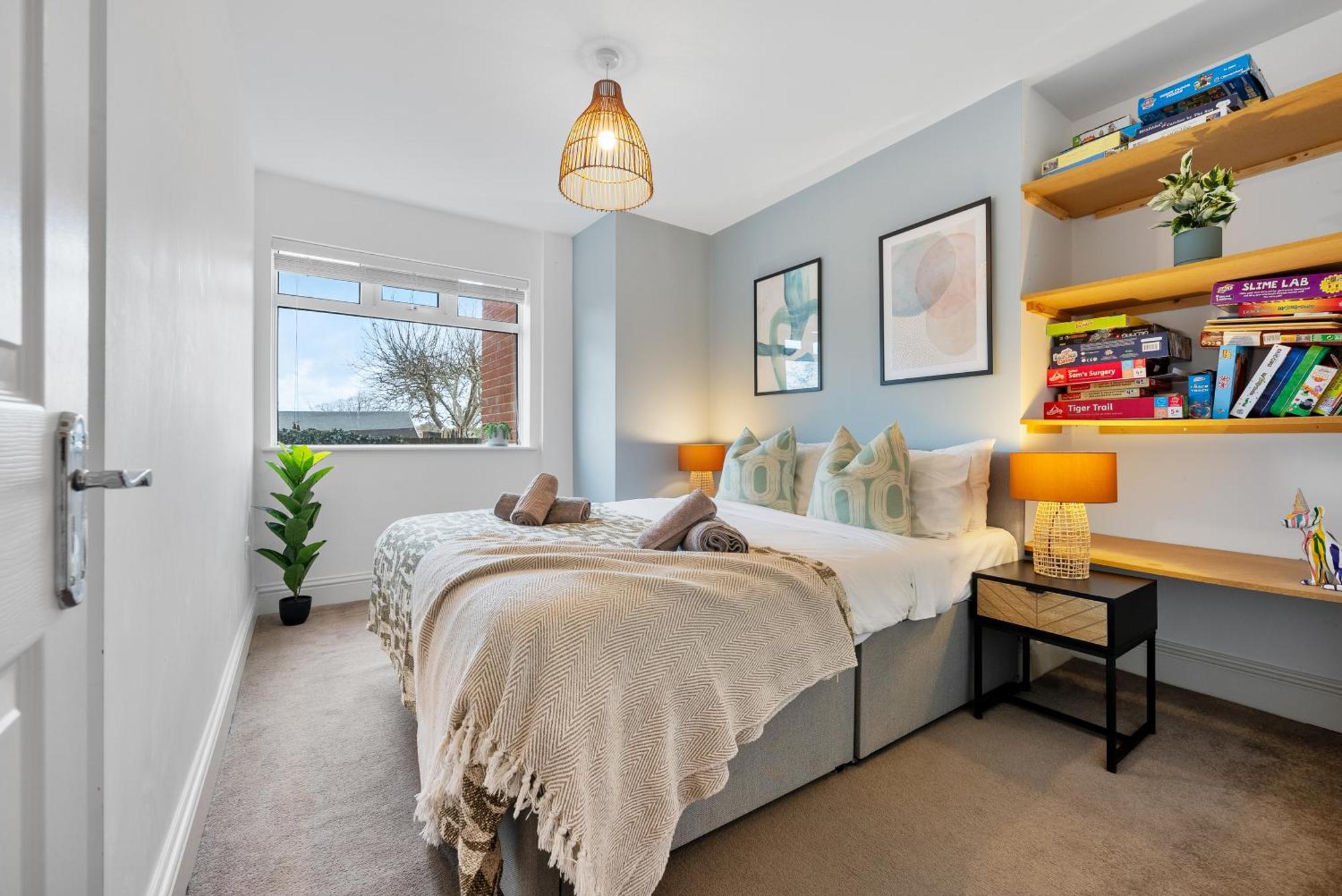Long Term And Summer Special Offer! 5-Bedroom Spacious, Stunning Design, Sociable Areas & Cosy House Near South Downs Park, Sleeps 11 With Games Room, Private Parking And Garden- By Blue Puffin Stays Waterlooville Zewnętrze zdjęcie