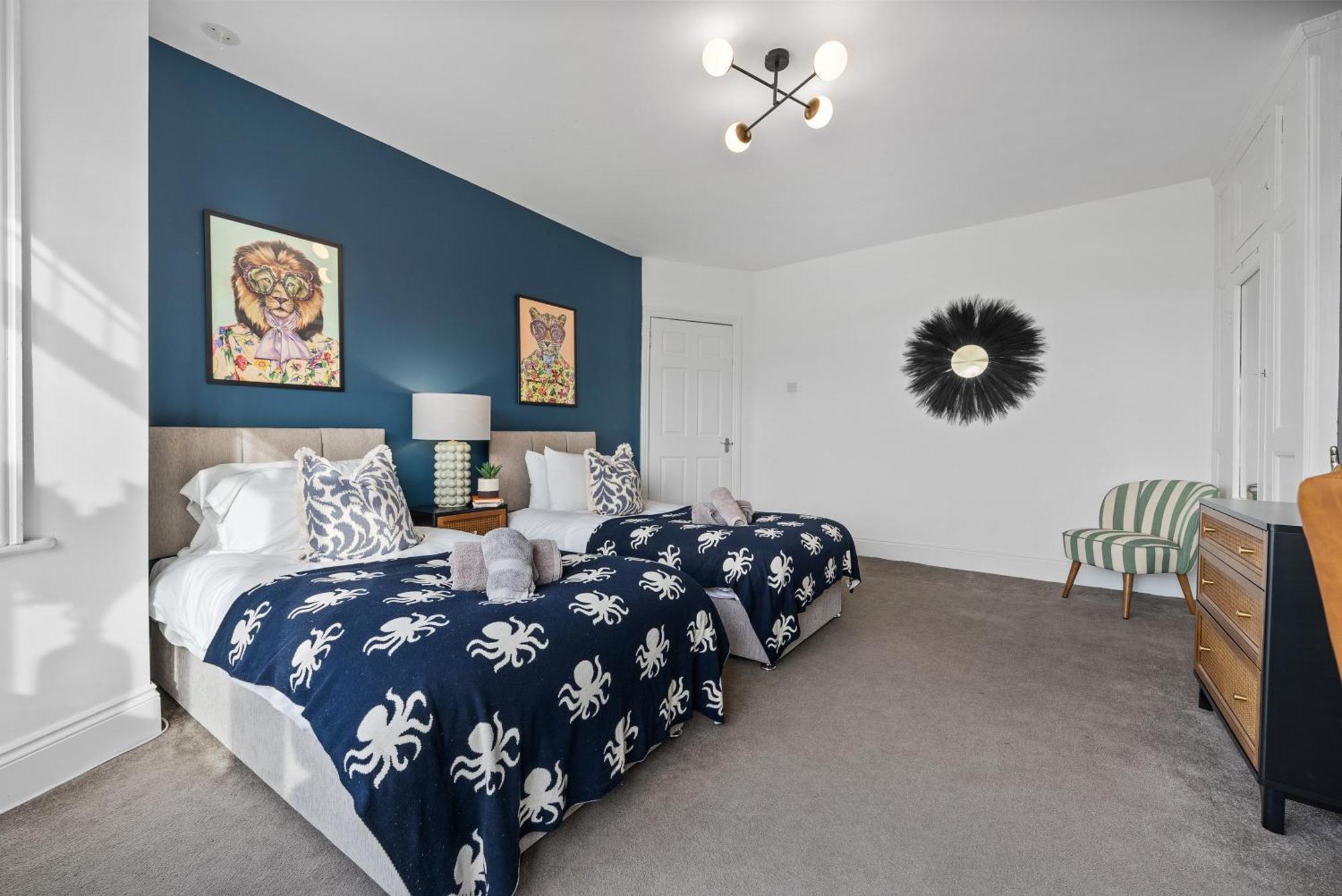 Long Term And Summer Special Offer! 5-Bedroom Spacious, Stunning Design, Sociable Areas & Cosy House Near South Downs Park, Sleeps 11 With Games Room, Private Parking And Garden- By Blue Puffin Stays Waterlooville Zewnętrze zdjęcie