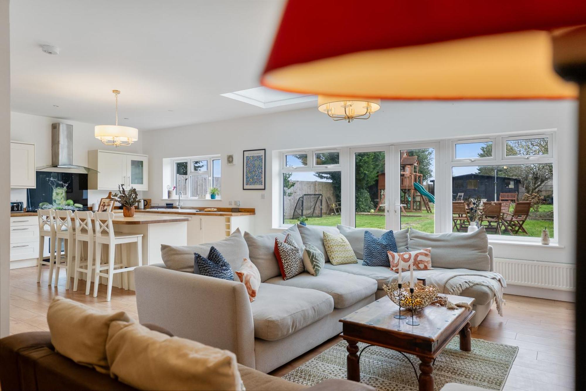 Long Term And Summer Special Offer! 5-Bedroom Spacious, Stunning Design, Sociable Areas & Cosy House Near South Downs Park, Sleeps 11 With Games Room, Private Parking And Garden- By Blue Puffin Stays Waterlooville Zewnętrze zdjęcie