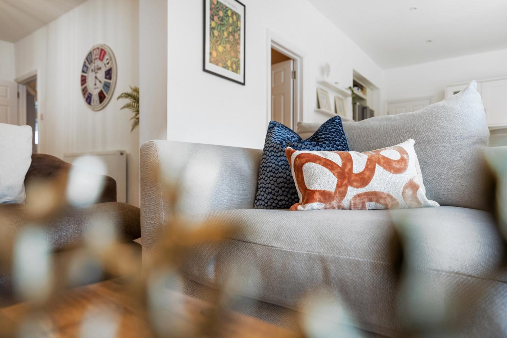 Long Term And Summer Special Offer! 5-Bedroom Spacious, Stunning Design, Sociable Areas & Cosy House Near South Downs Park, Sleeps 11 With Games Room, Private Parking And Garden- By Blue Puffin Stays Waterlooville Zewnętrze zdjęcie