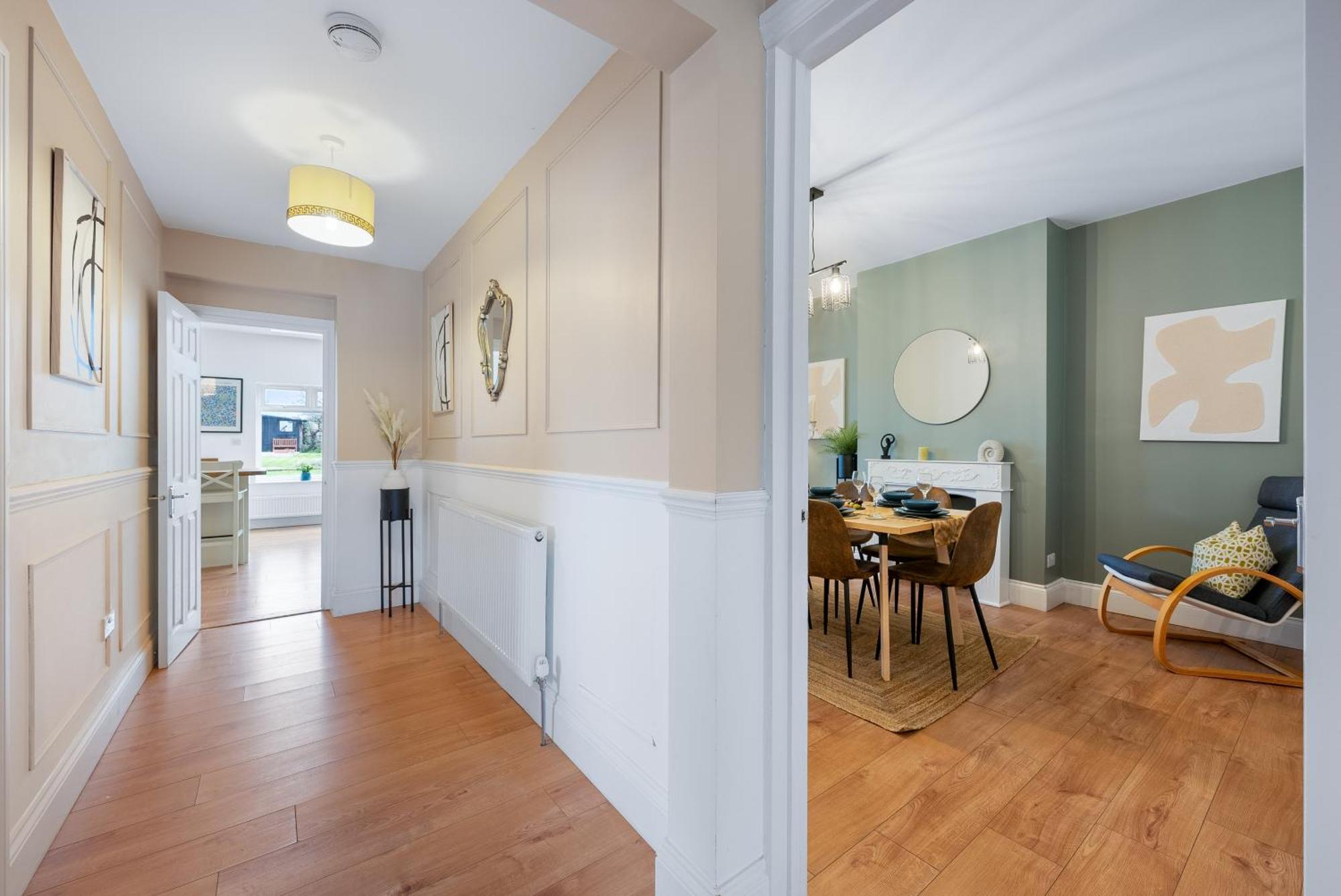 Long Term And Summer Special Offer! 5-Bedroom Spacious, Stunning Design, Sociable Areas & Cosy House Near South Downs Park, Sleeps 11 With Games Room, Private Parking And Garden- By Blue Puffin Stays Waterlooville Zewnętrze zdjęcie